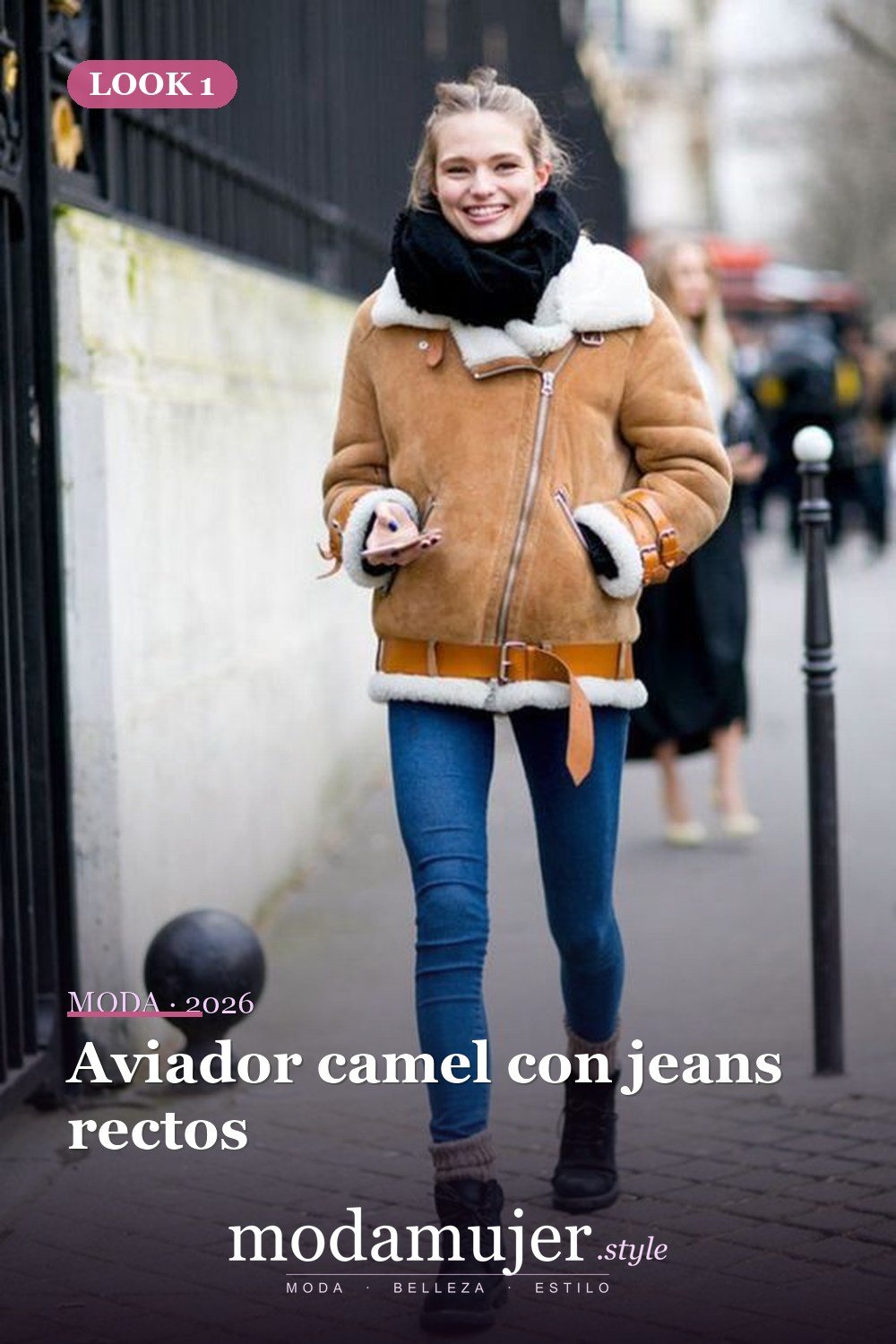Aviador camel con jeans rectos — 15 atuendos atrevidos con abrigos de aviador de piel de oveja