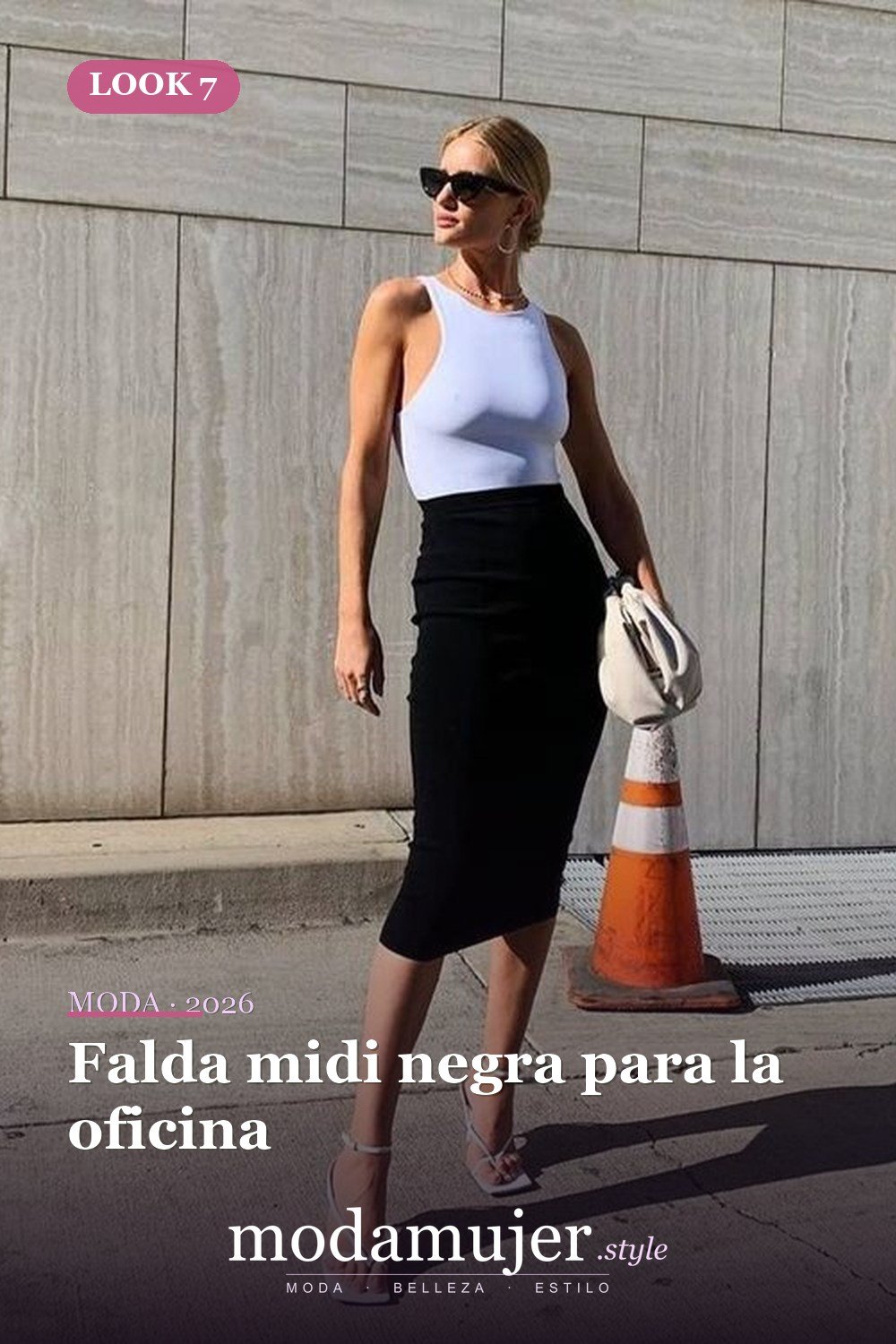 Falda midi negra para la oficina — 15 conjuntos de moda de verano con blusas sin mangas