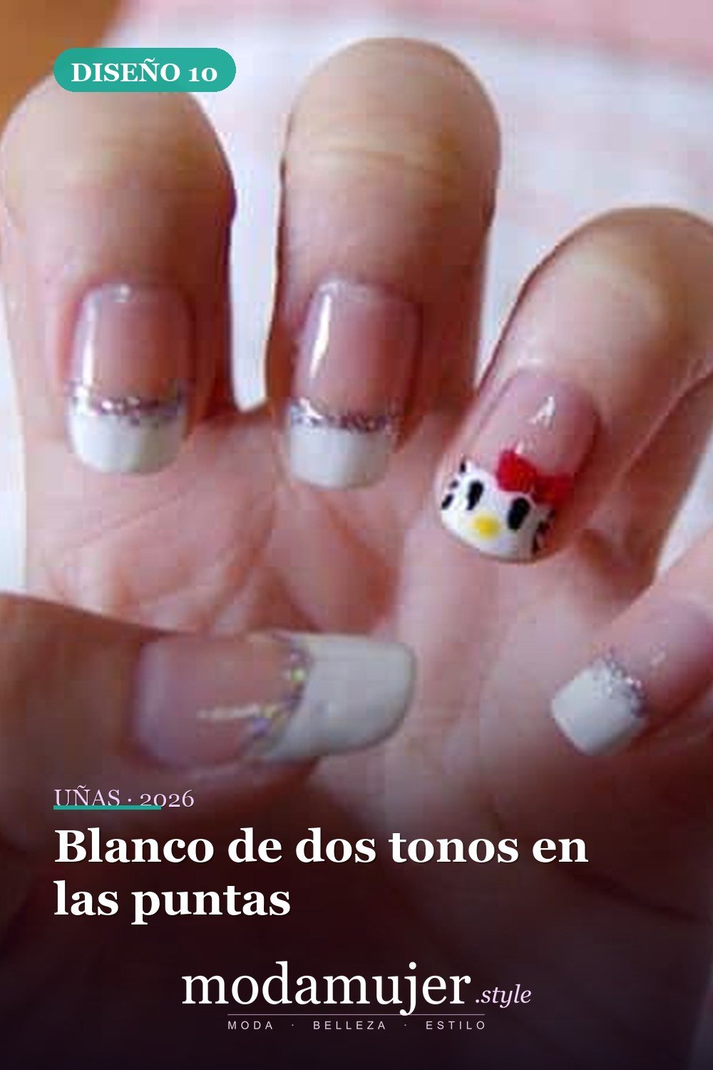 Blanco de dos tonos en las puntas — 15 diseños de uñas blancas brillantes y elegantes