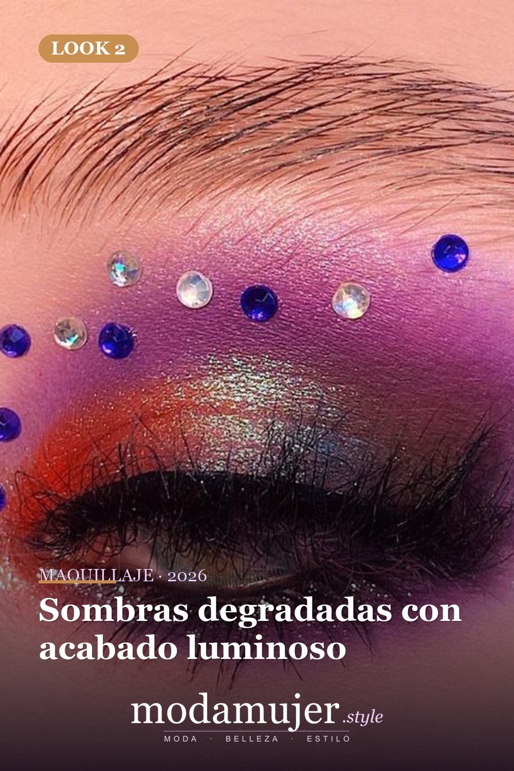Sombras degradadas con acabado luminoso — 15 Maquillajes de ensueño perfectos para robar miradas