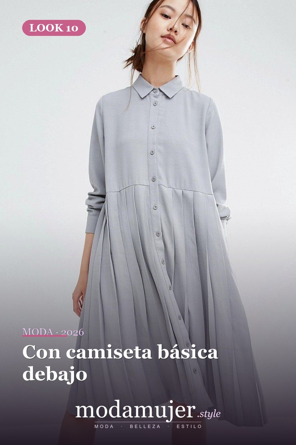 Con camiseta básica debajo — 18 formas simples de usar un vestido camisero