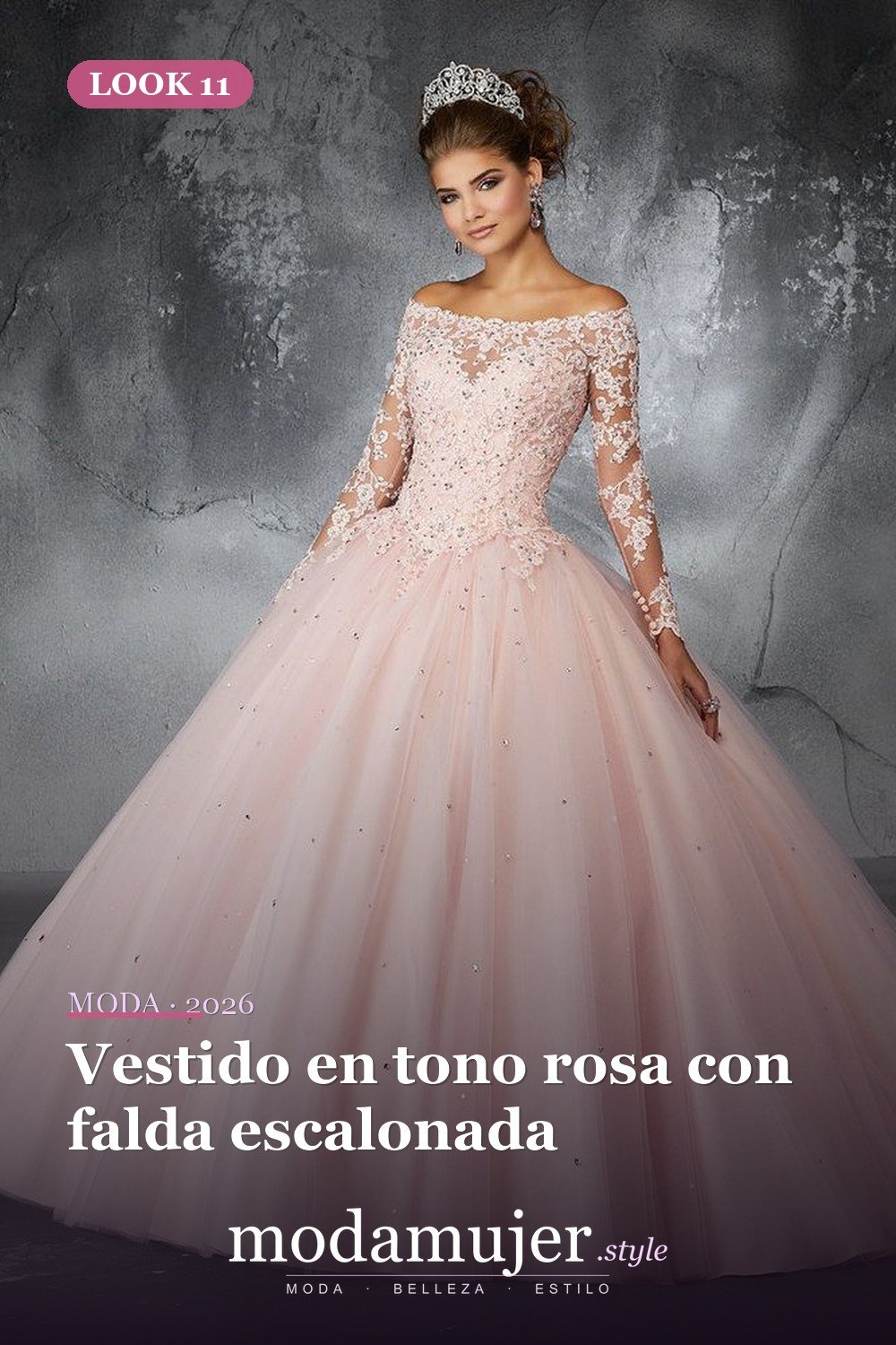 Vestido en tono rosa con falda escalonada — 18 ideas de vestidos de quinceañera absolutamente impresionantes