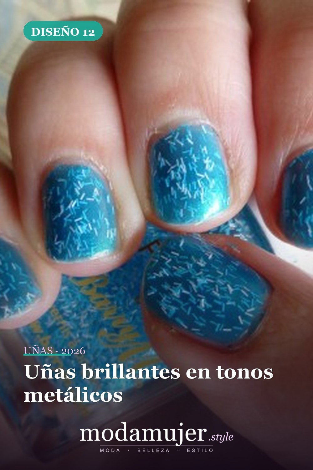 Uñas brillantes en tonos metálicos — 18 increíbles ideas de diseños de uñas para cumpleaños