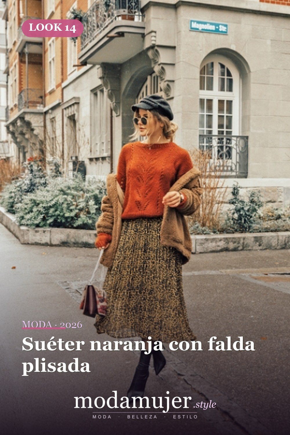 Suéter naranja con falda plisada — 18 trajes cómodos con chaquetas de osito de peluche