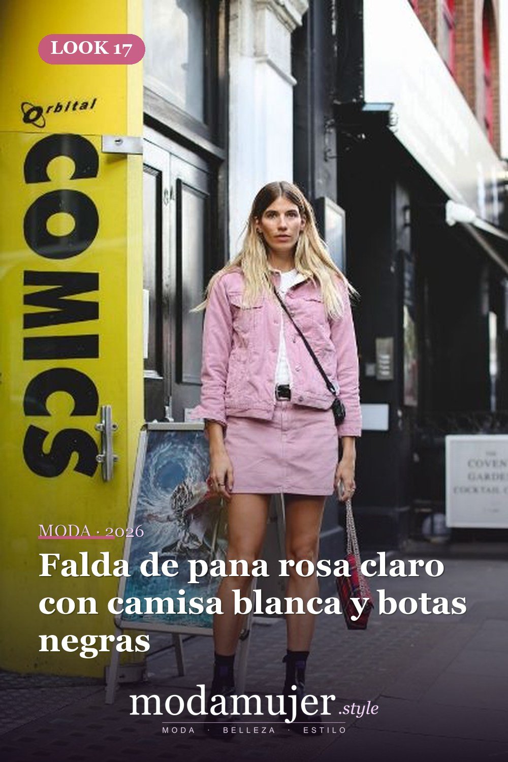 Falda de pana rosa claro con camisa blanca y botas negras — 18 trajes de chaqueta de pana para damas elegantes