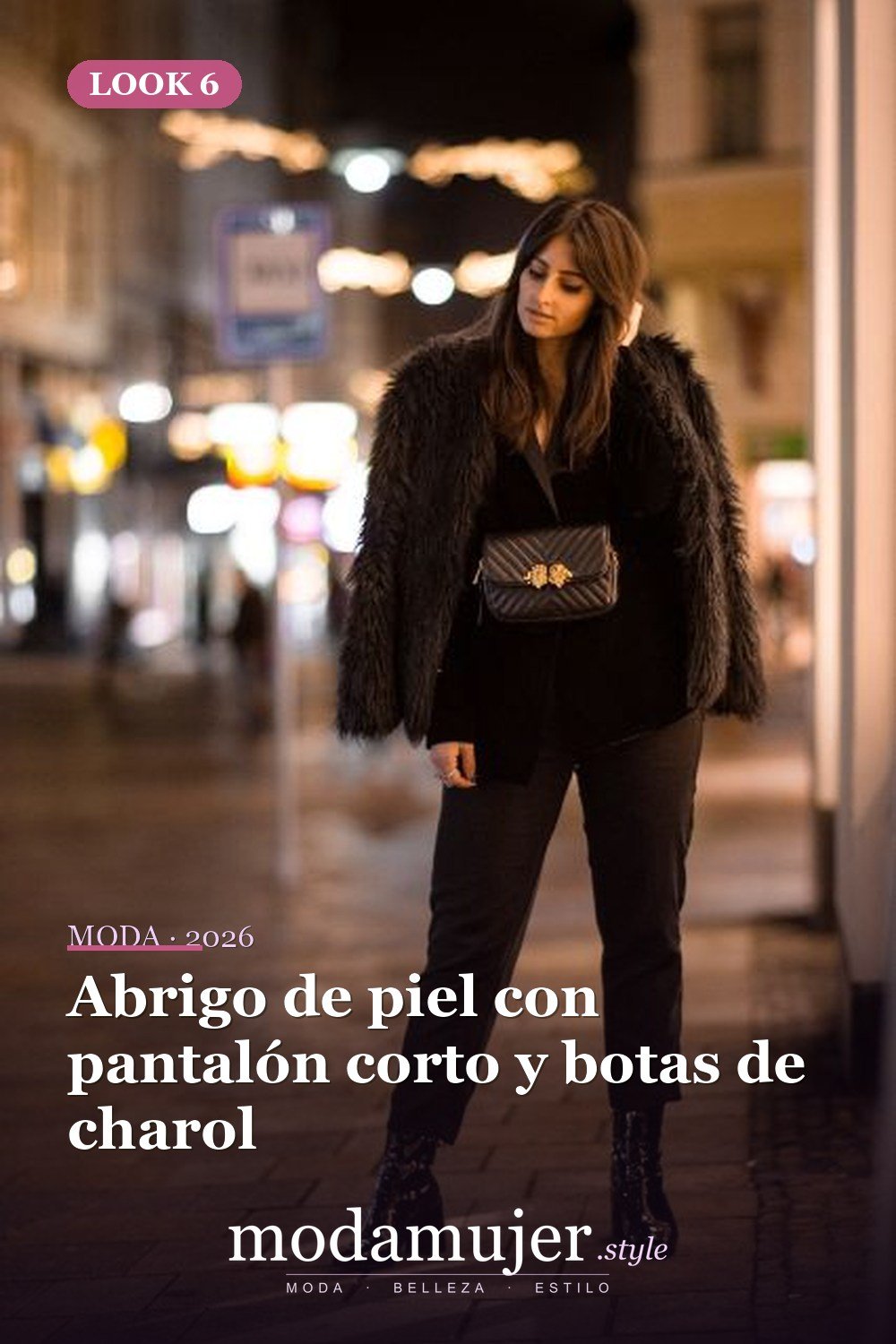 Abrigo de piel con pantalón corto y botas de charol — 18 trajes de otoño con riñoneras para damas en 2026