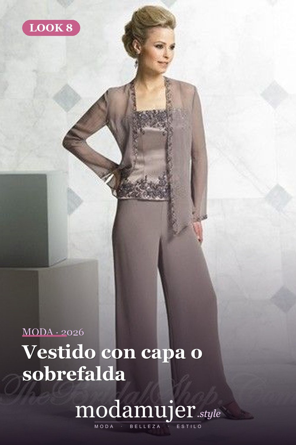 Vestido con capa o sobrefalda — 19 fabulosos looks para la madre de la novia