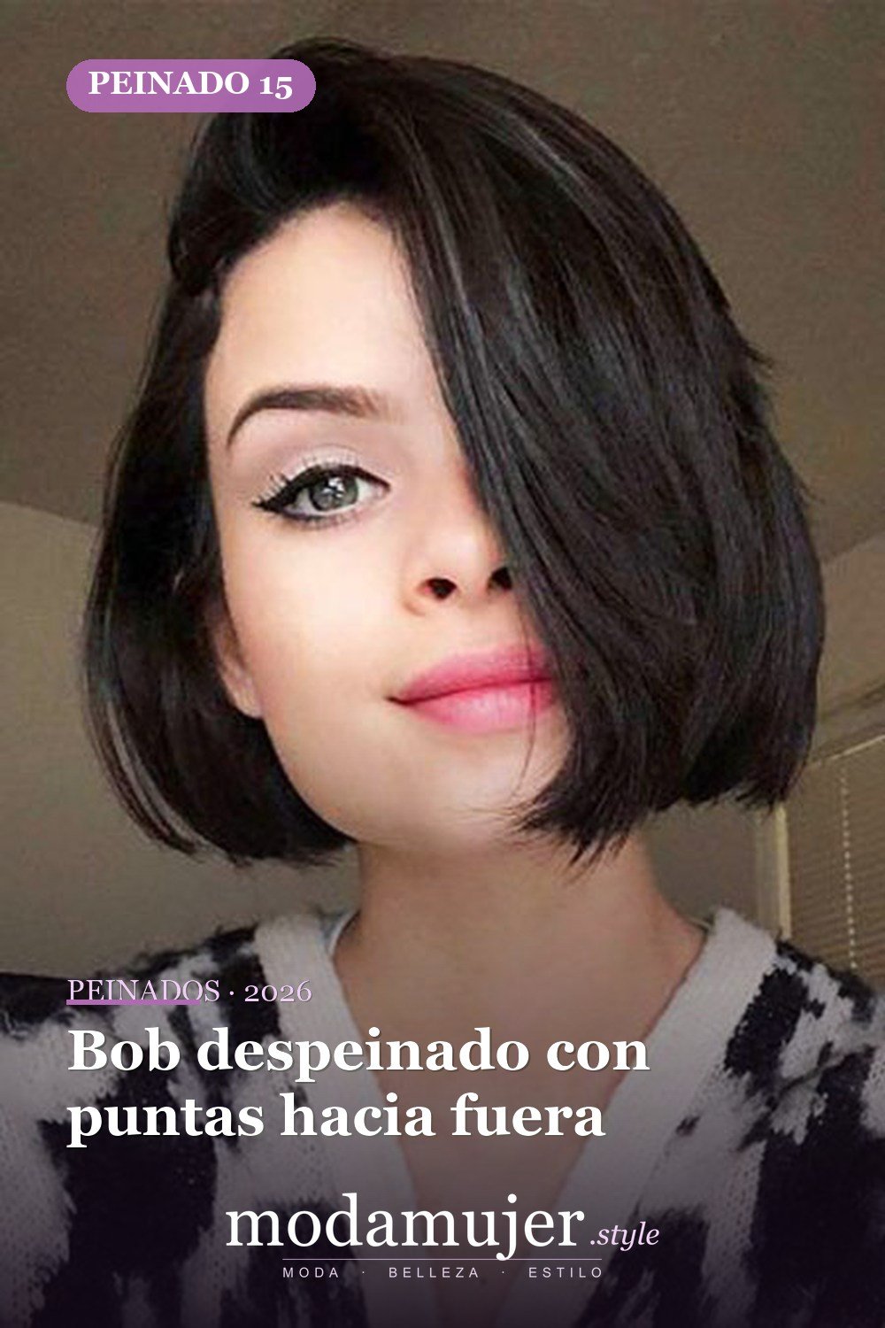 Bob despeinado con puntas hacia fuera — 20 cortes de pelo cortos Bob para mujeres