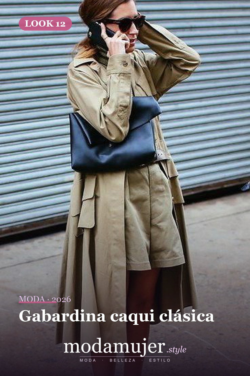 Gabardina caqui clásica — 20 maneras bonitas de usar atuendo de color caqui