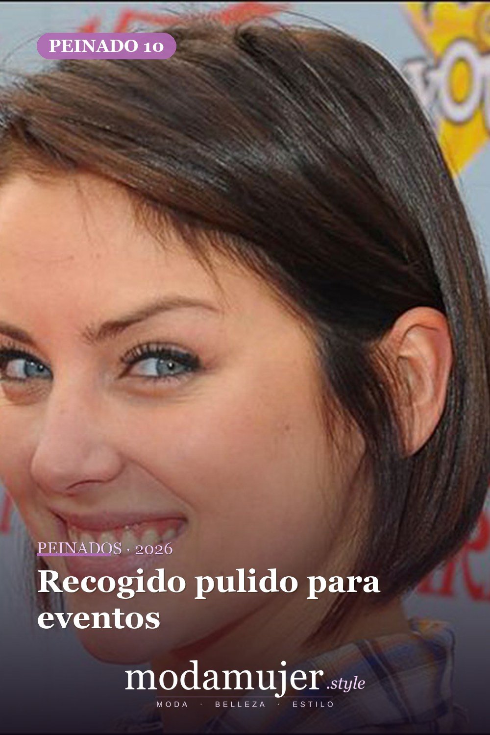 Recogido pulido para eventos — 20 peinados lindos y fáciles para cabello corto