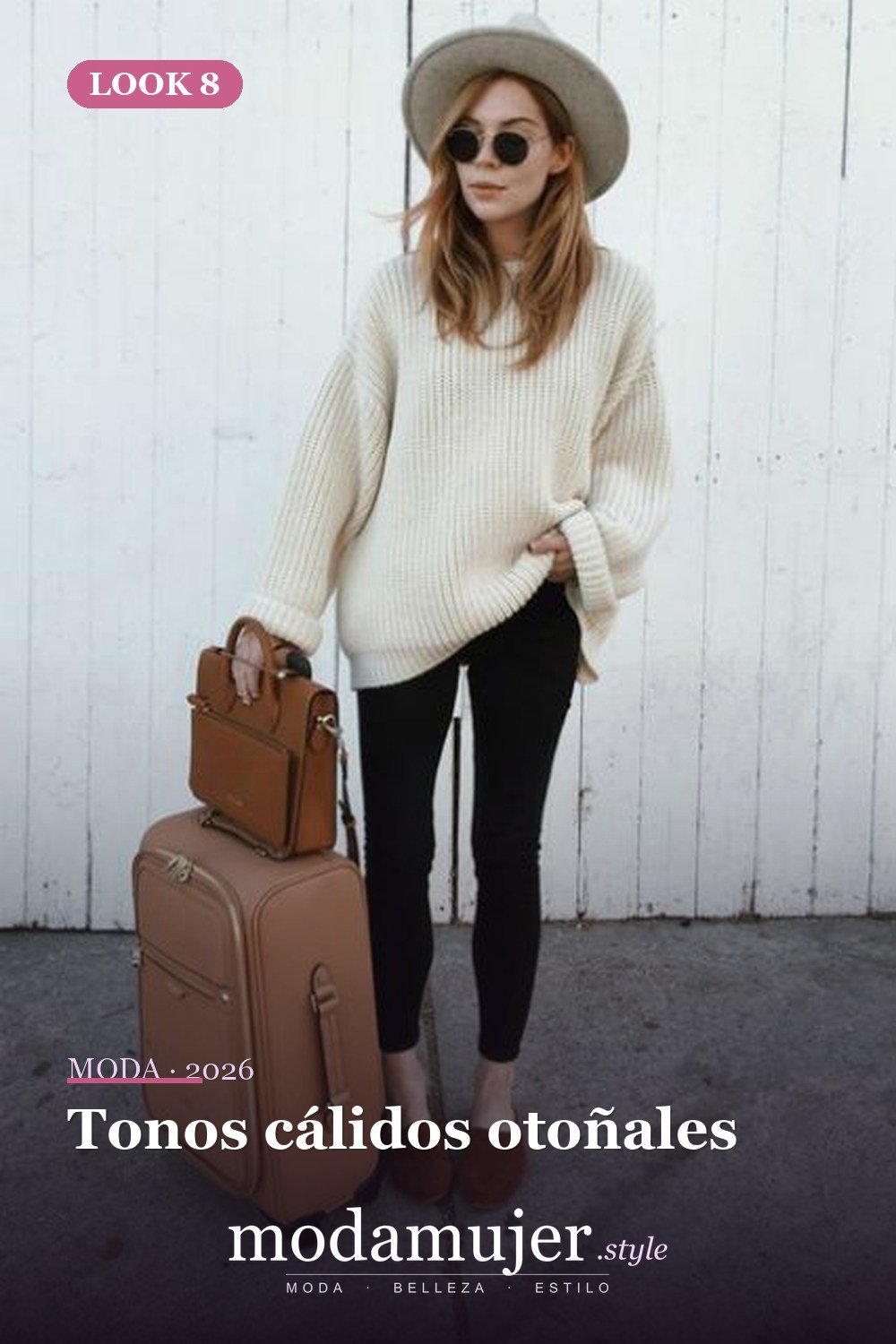 Tonos cálidos otoñales — 21 ideas de trajes de viaje de otoño para chicas que siempre están en movimiento