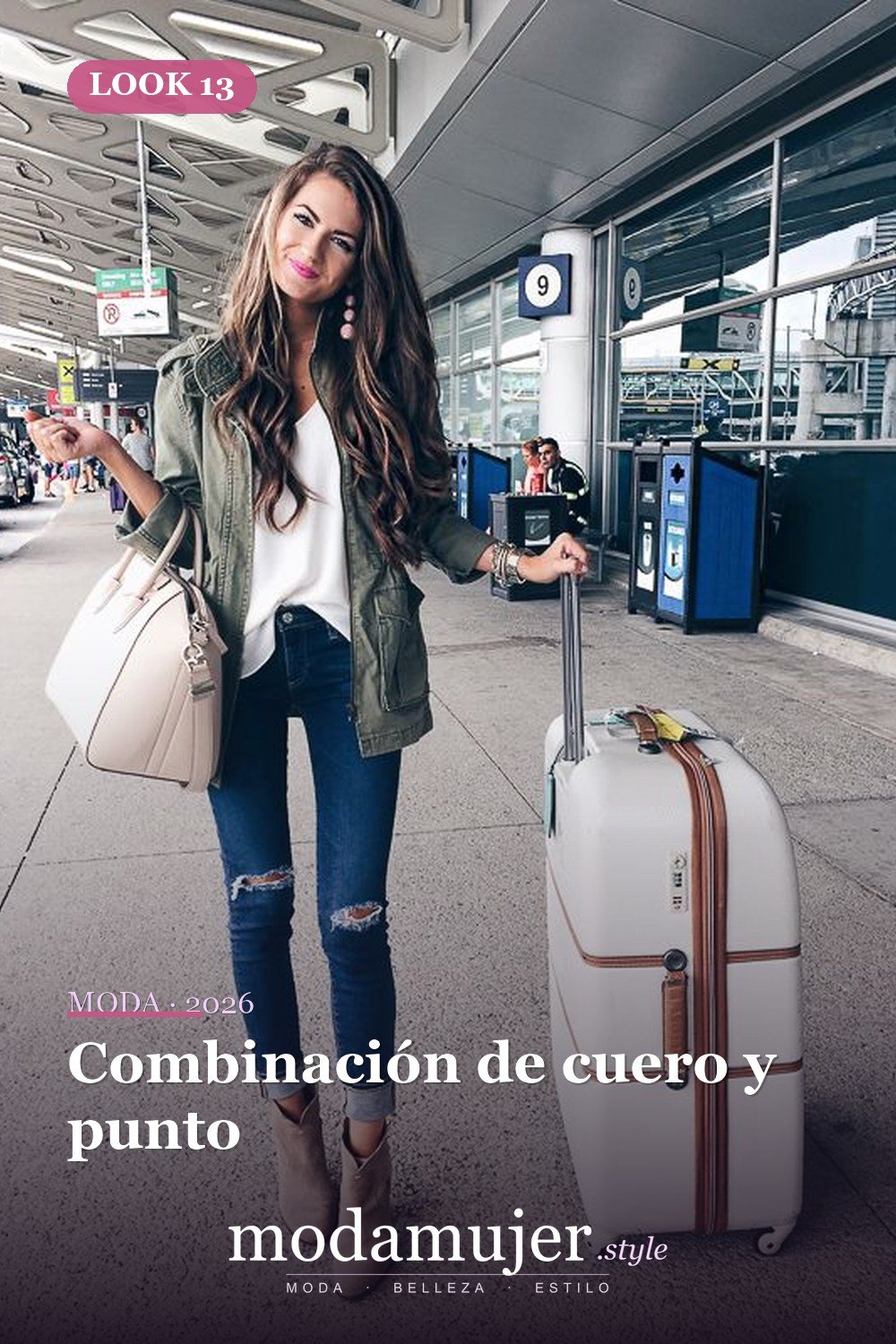 Combinación de cuero y punto — 21 ideas de trajes de viaje de otoño para chicas que siempre están en movimiento
