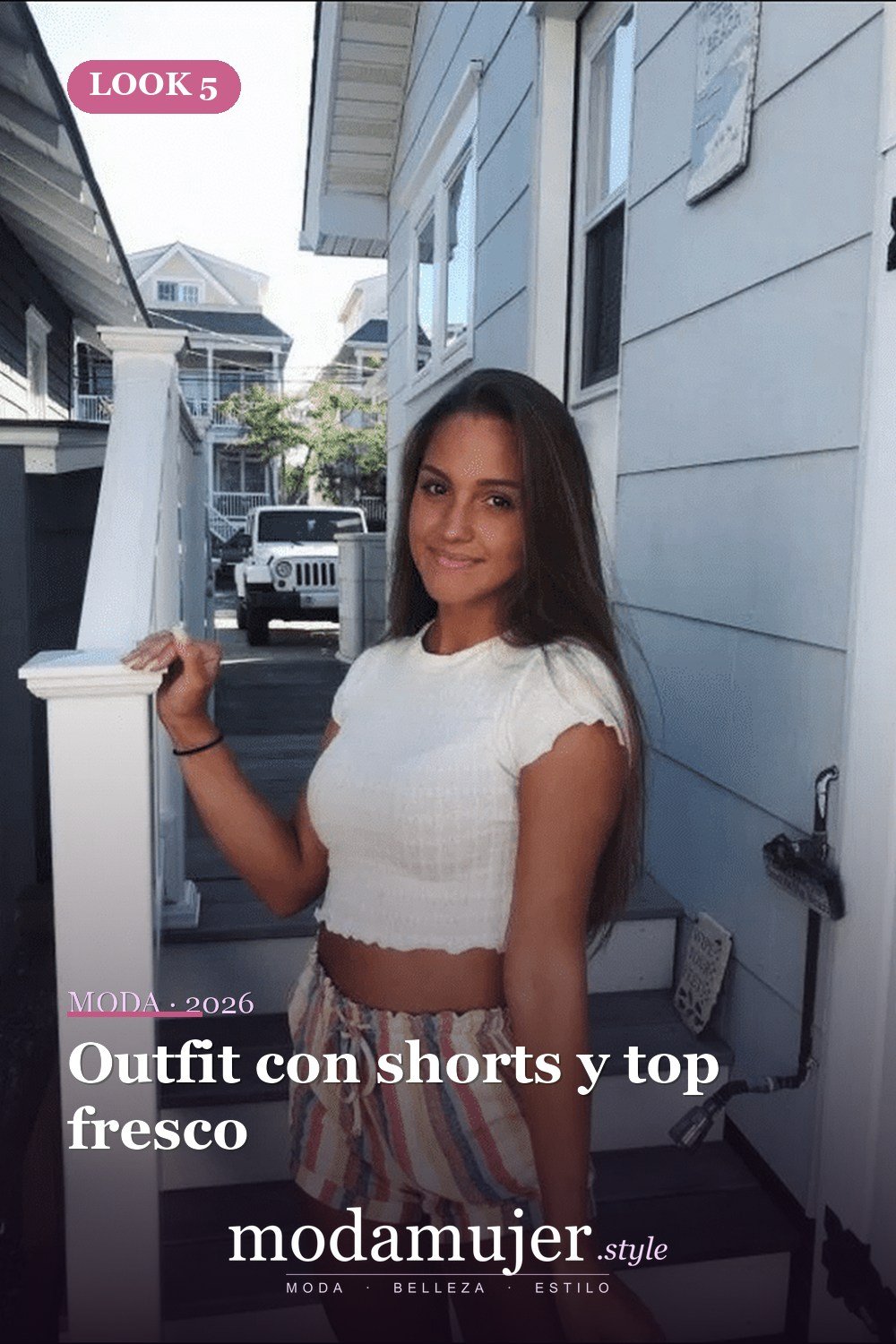 Outfit con shorts y top fresco — 21 conjuntos de moda de verano con encanto para mujeres