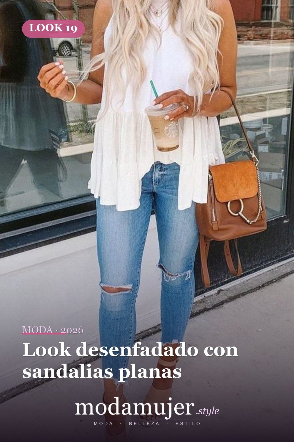 Look desenfadado con sandalias planas — 21 conjuntos de moda de verano con encanto para mujeres