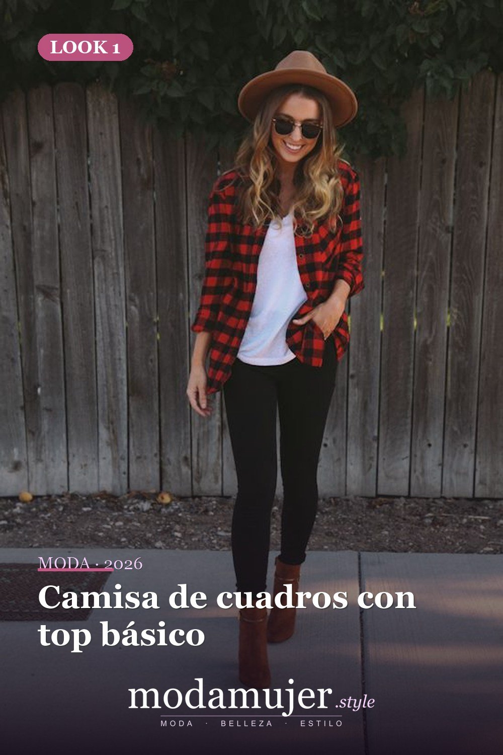Camisa de cuadros con top básico — 21 ideas de outfits para una fiesta en casa en 2026