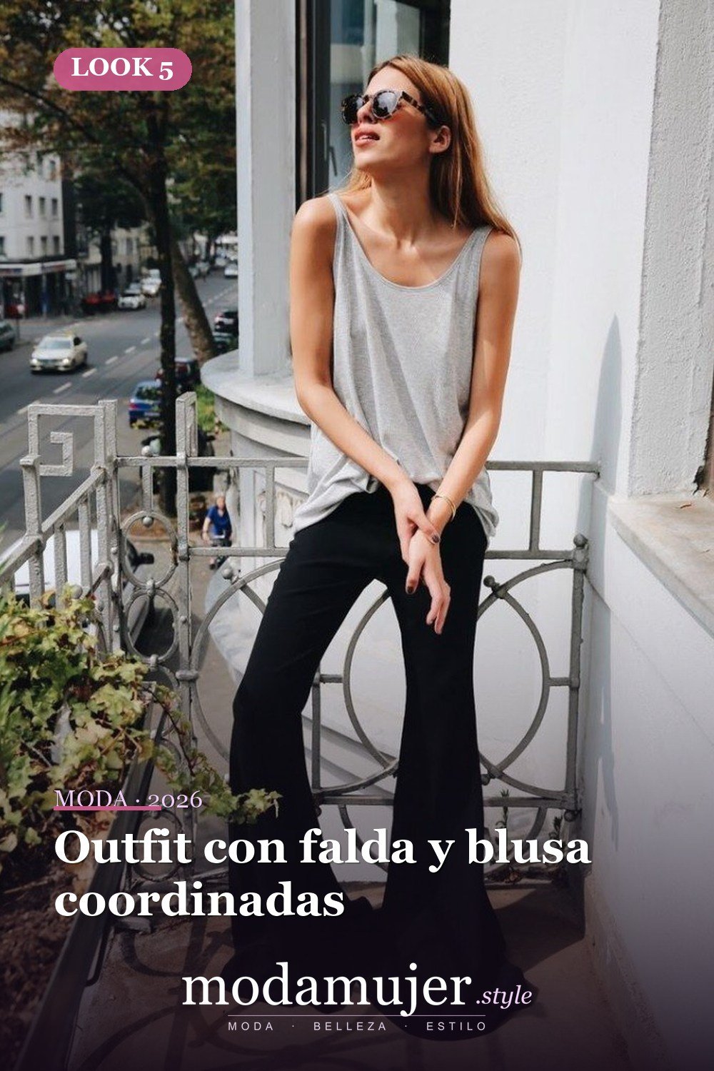 Outfit con falda y blusa coordinadas — 21 ideas de outfits para una fiesta en casa en 2026