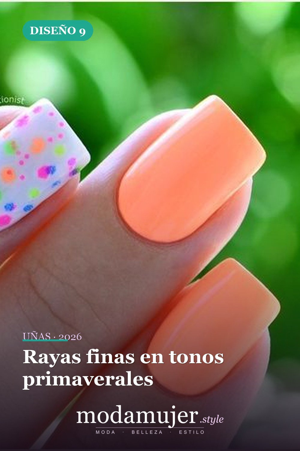Rayas finas en tonos primaverales — 23 tips y diseños de uñas primaverales para niñas