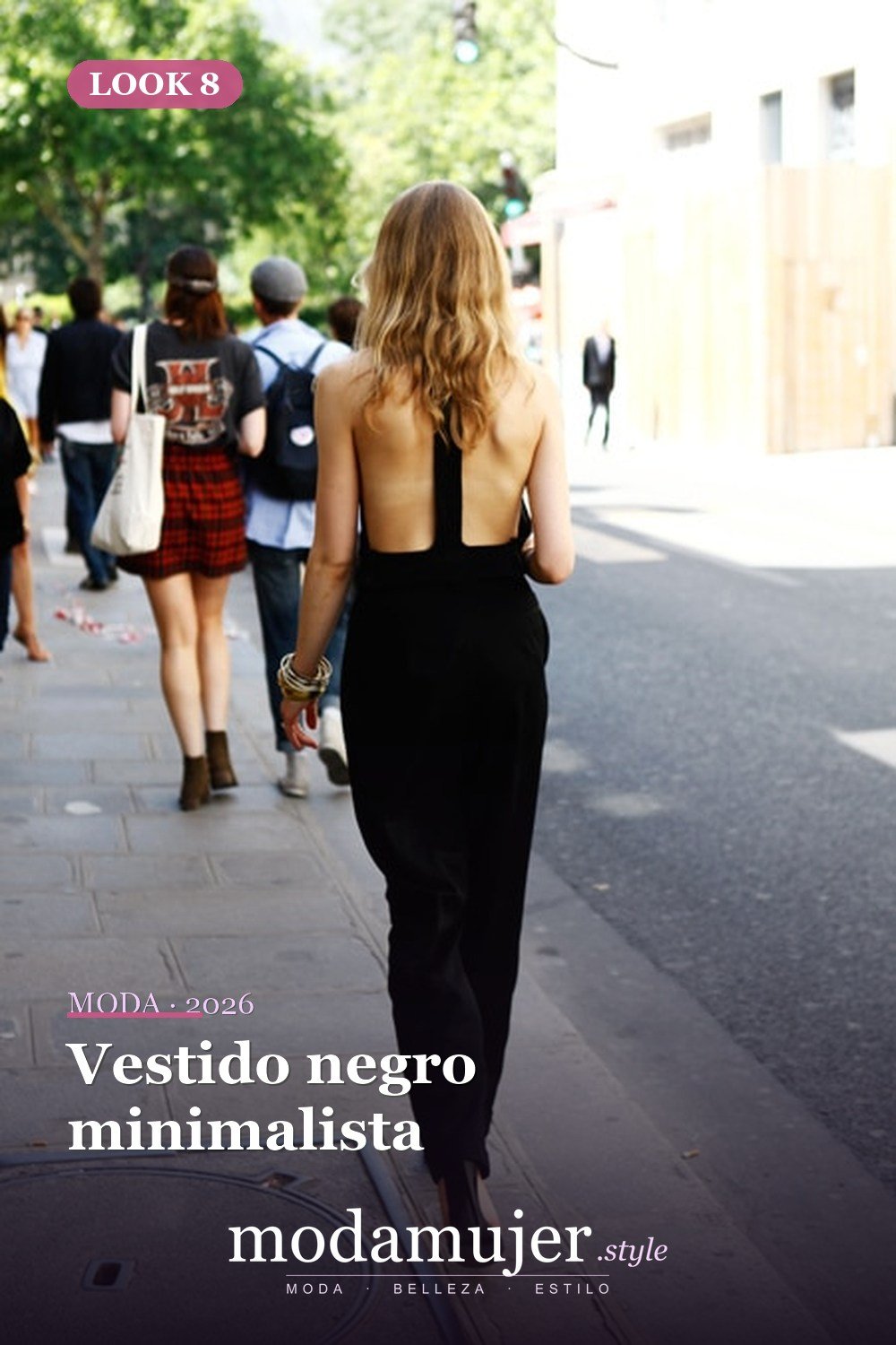 Vestido negro minimalista — 23 vestidos sin espalda para un look bonito