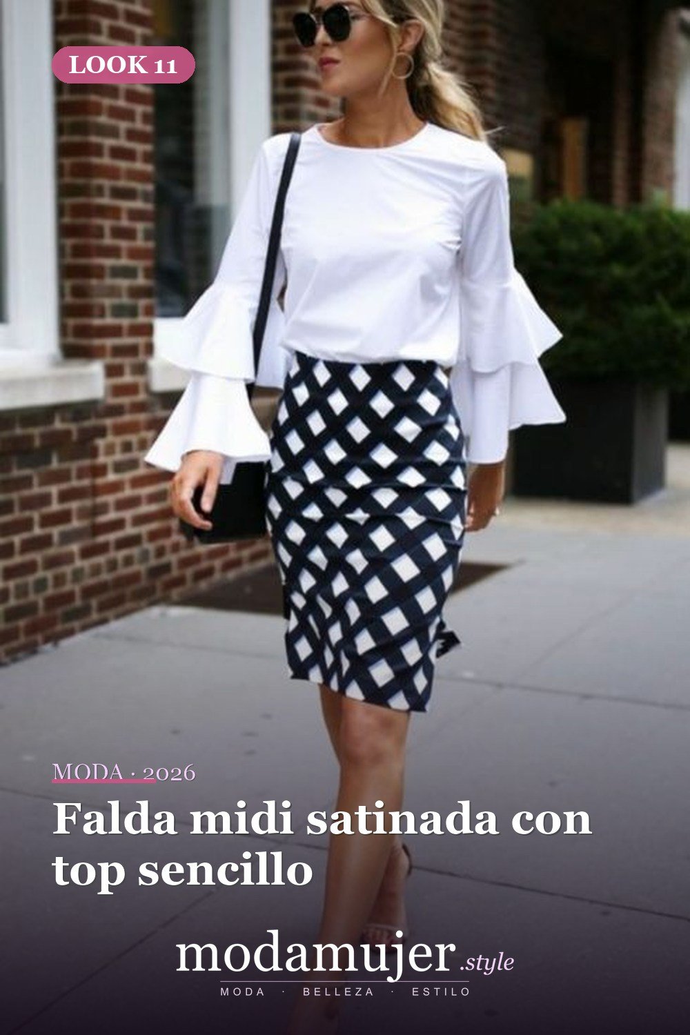 Falda midi satinada con top sencillo — 24 ideas de outfits minimalistas para lucir elegante en 2026