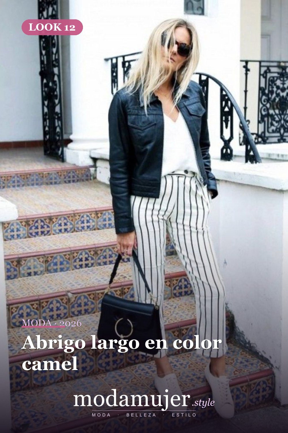 Abrigo largo en color camel — 24 ideas de outfits minimalistas para lucir elegante en 2026