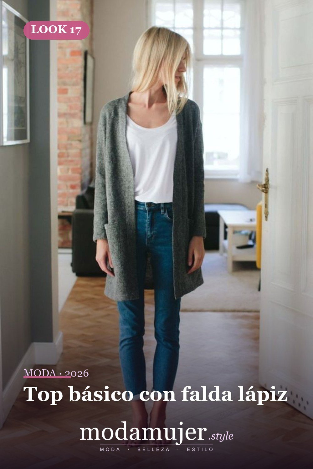 Top básico con falda lápiz — 24 ideas de outfits minimalistas para lucir elegante en 2026