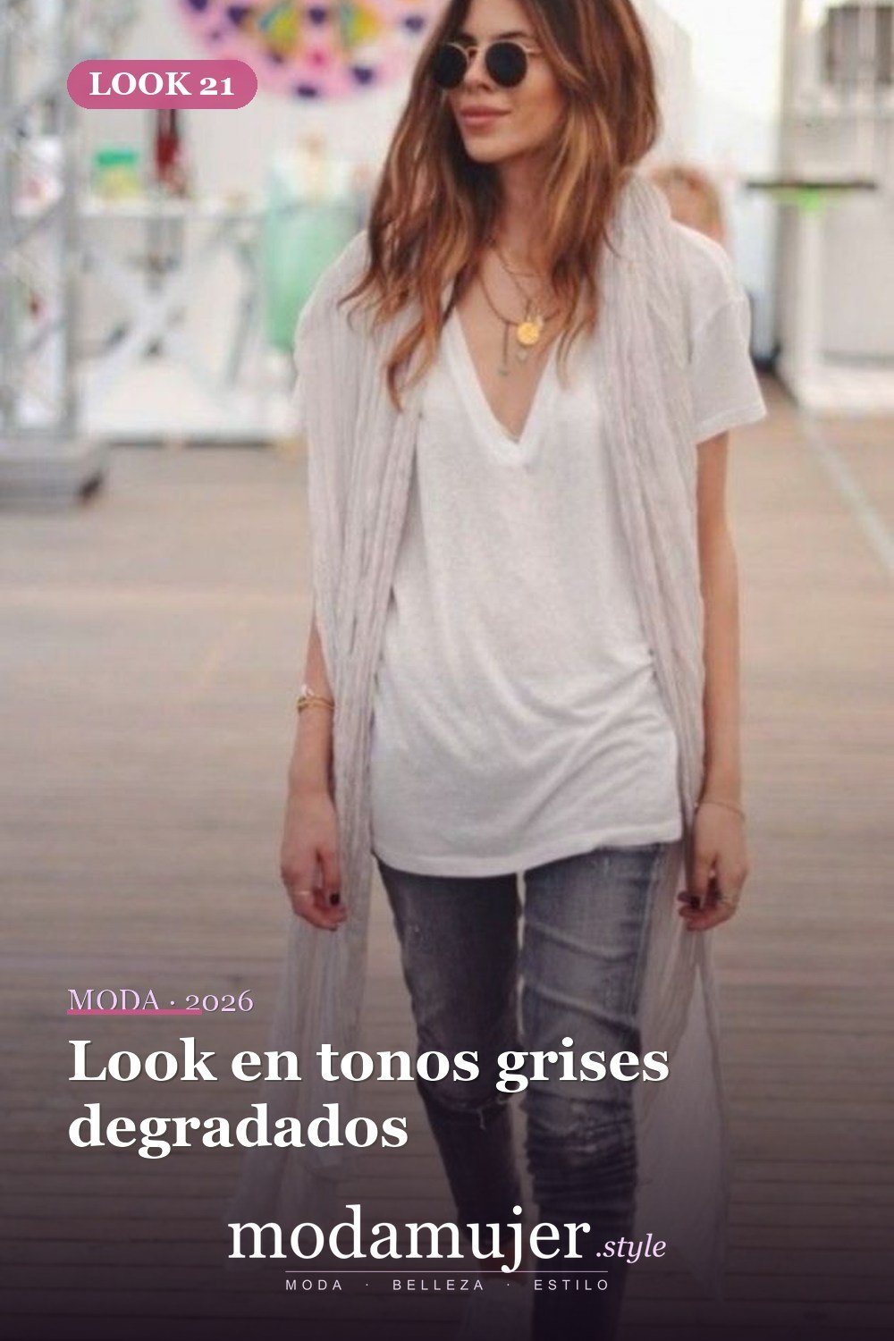 Look en tonos grises degradados — 24 ideas de outfits minimalistas para lucir elegante en 2026