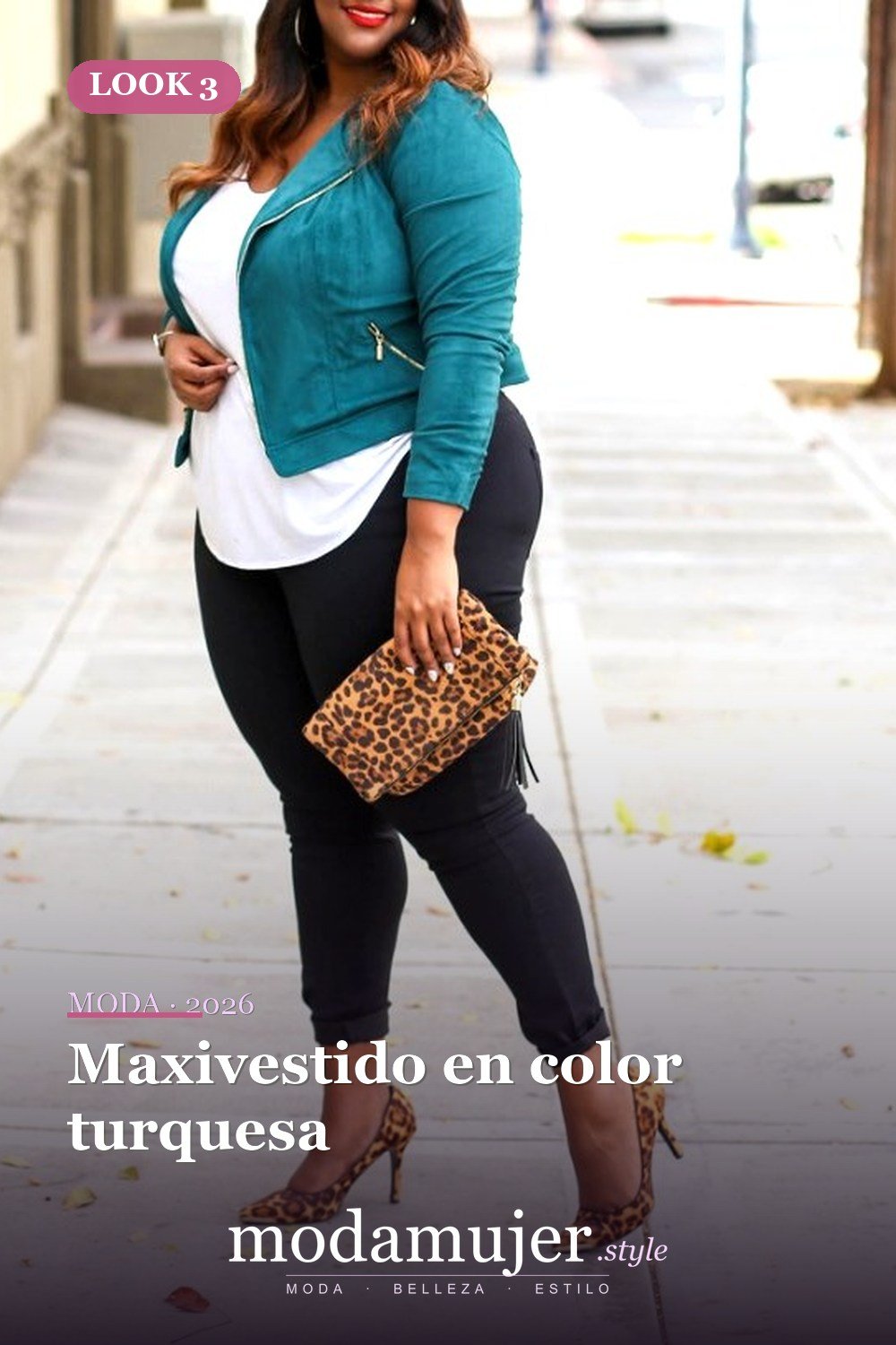 Maxivestido en color turquesa — 24 ideas de trajes casuales de talla grande para verano 2026