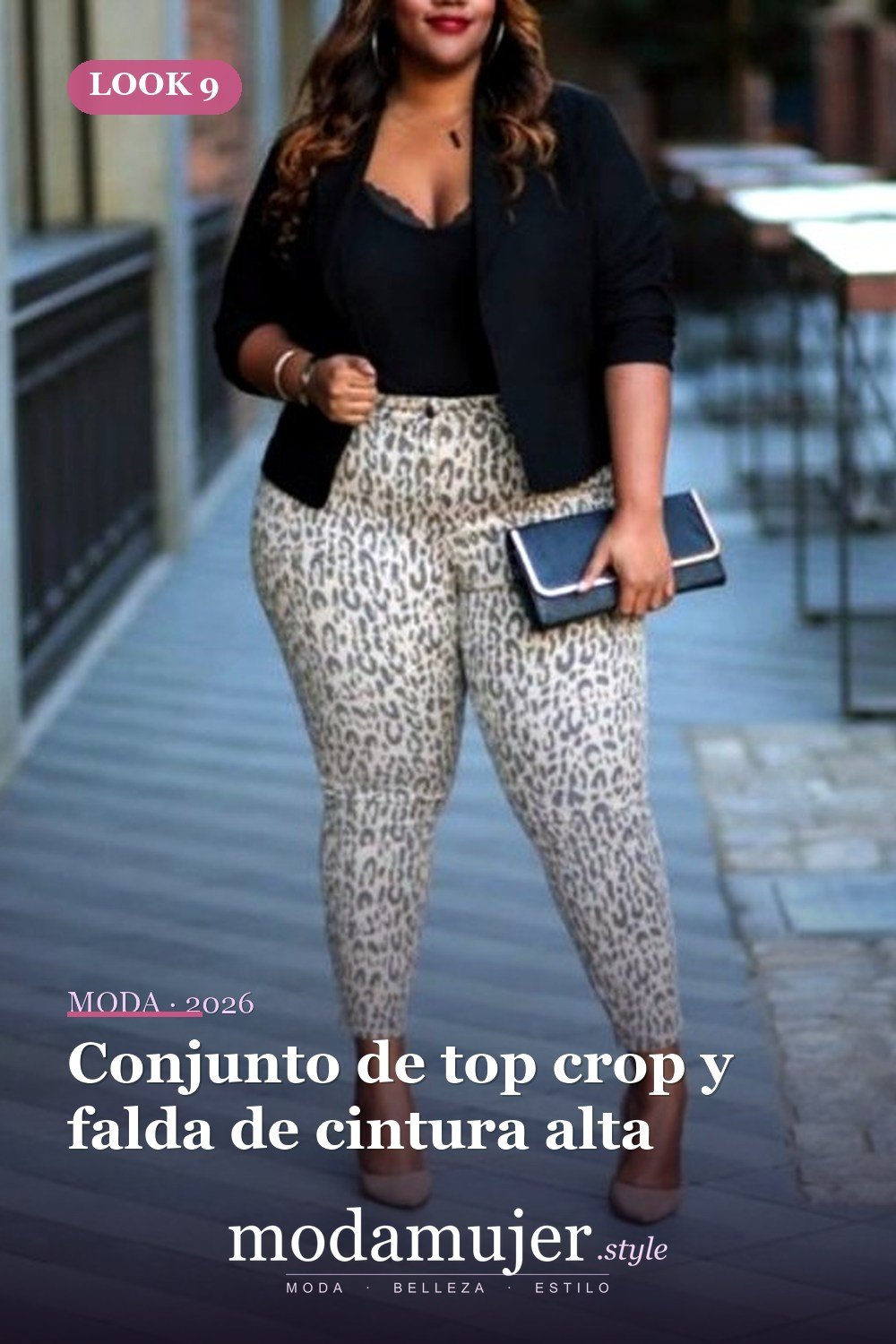 Conjunto de top crop y falda de cintura alta — 24 ideas de trajes casuales de talla grande para verano 2026