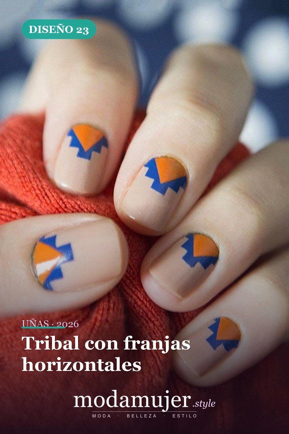 Tribal con franjas horizontales — 25 diseños de uñas tribales elegantes y geniales