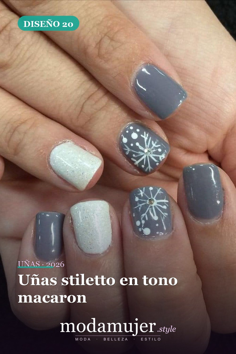 Uñas stiletto en tono macaron — 25 increíbles colores de uñas de invierno que combinan con la nieve