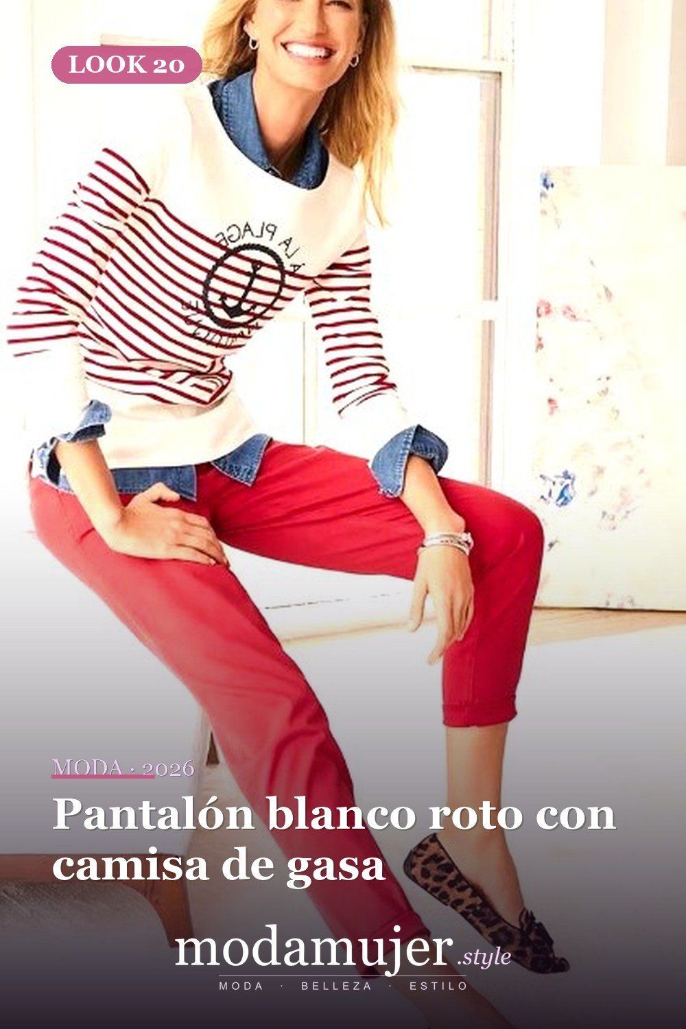 Pantalón blanco roto con camisa de gasa — 25 mejores ideas lindas de trajes de pantalones de verano