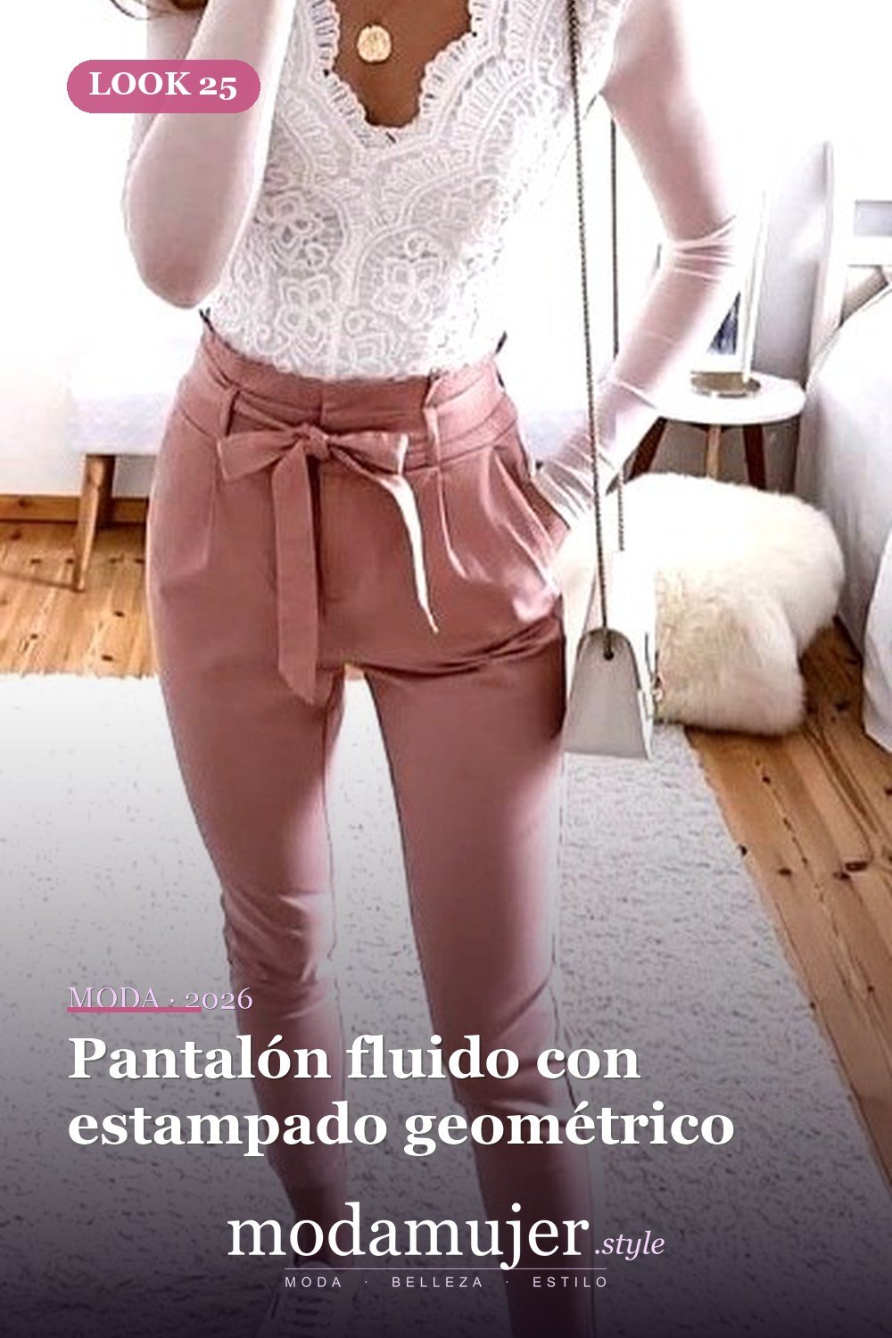 Pantalón fluido con estampado geométrico — 25 mejores ideas lindas de trajes de pantalones de verano