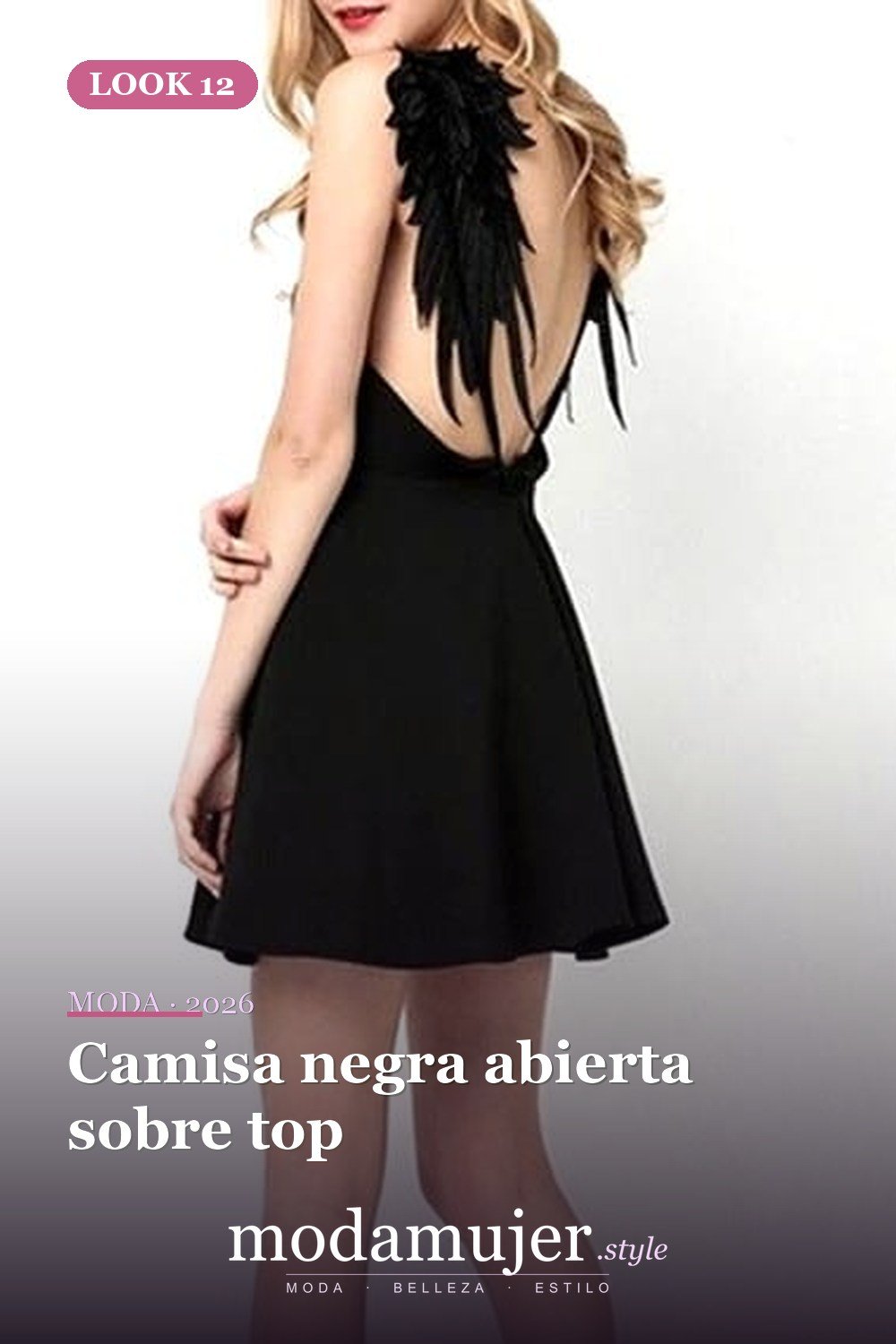 Camisa negra abierta sobre top — 25 ideas de trajes casuales de verano negro