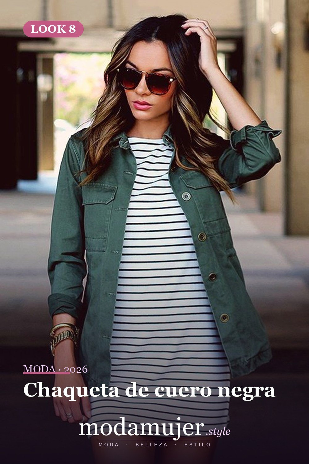 Chaqueta de cuero negra — 25 ideas de trajes de otoño que debes tener