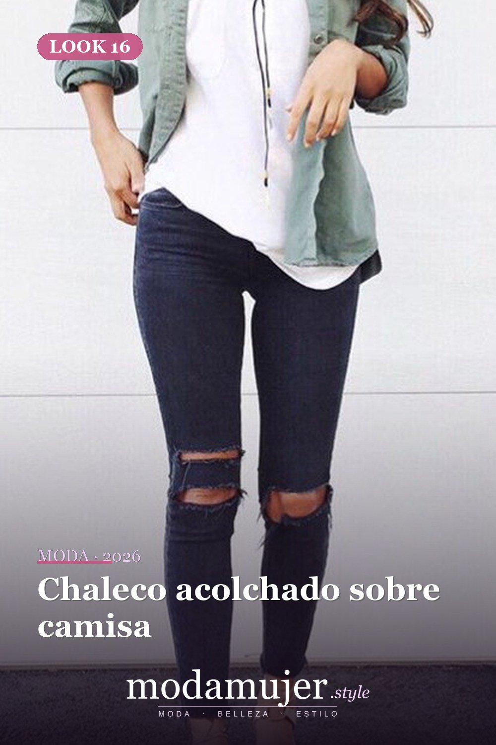 Chaleco acolchado sobre camisa — 25 ideas de trajes de otoño que debes tener