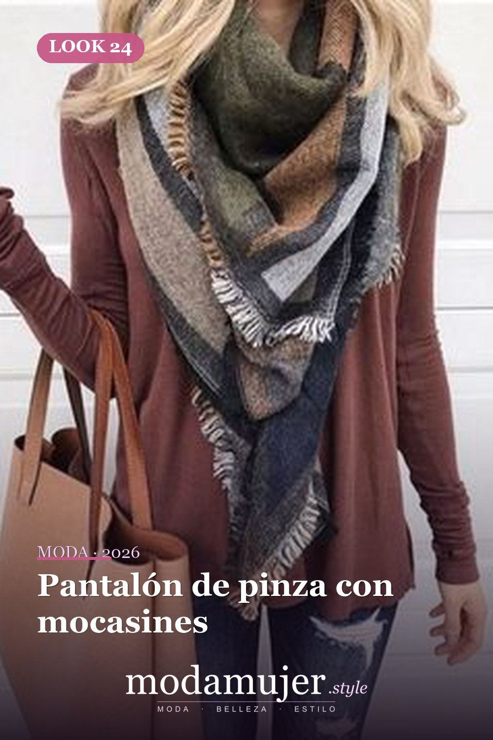 Pantalón de pinza con mocasines — 25 ideas de trajes de otoño que debes tener