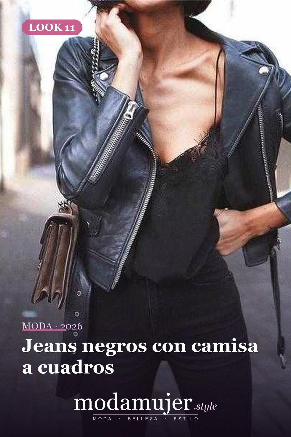 Jeans negros con camisa a cuadros — 27 ideas elegantes para vestir con jeans negros
