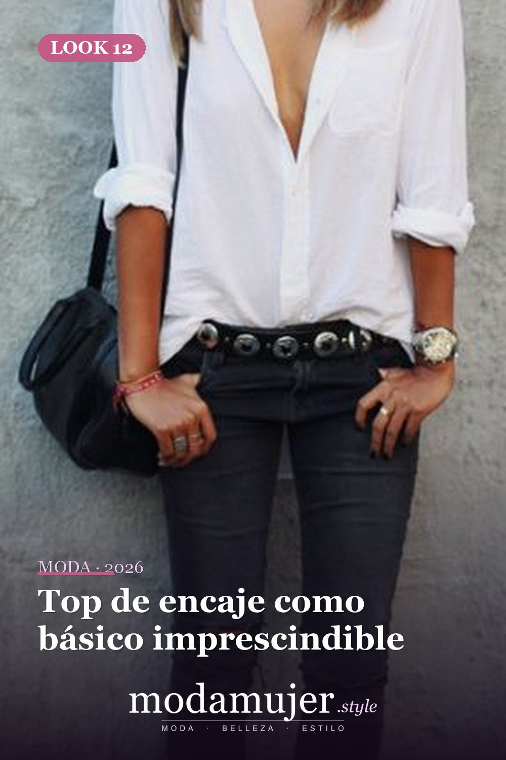 Top de encaje como básico imprescindible — 27 ideas elegantes para vestir con jeans negros