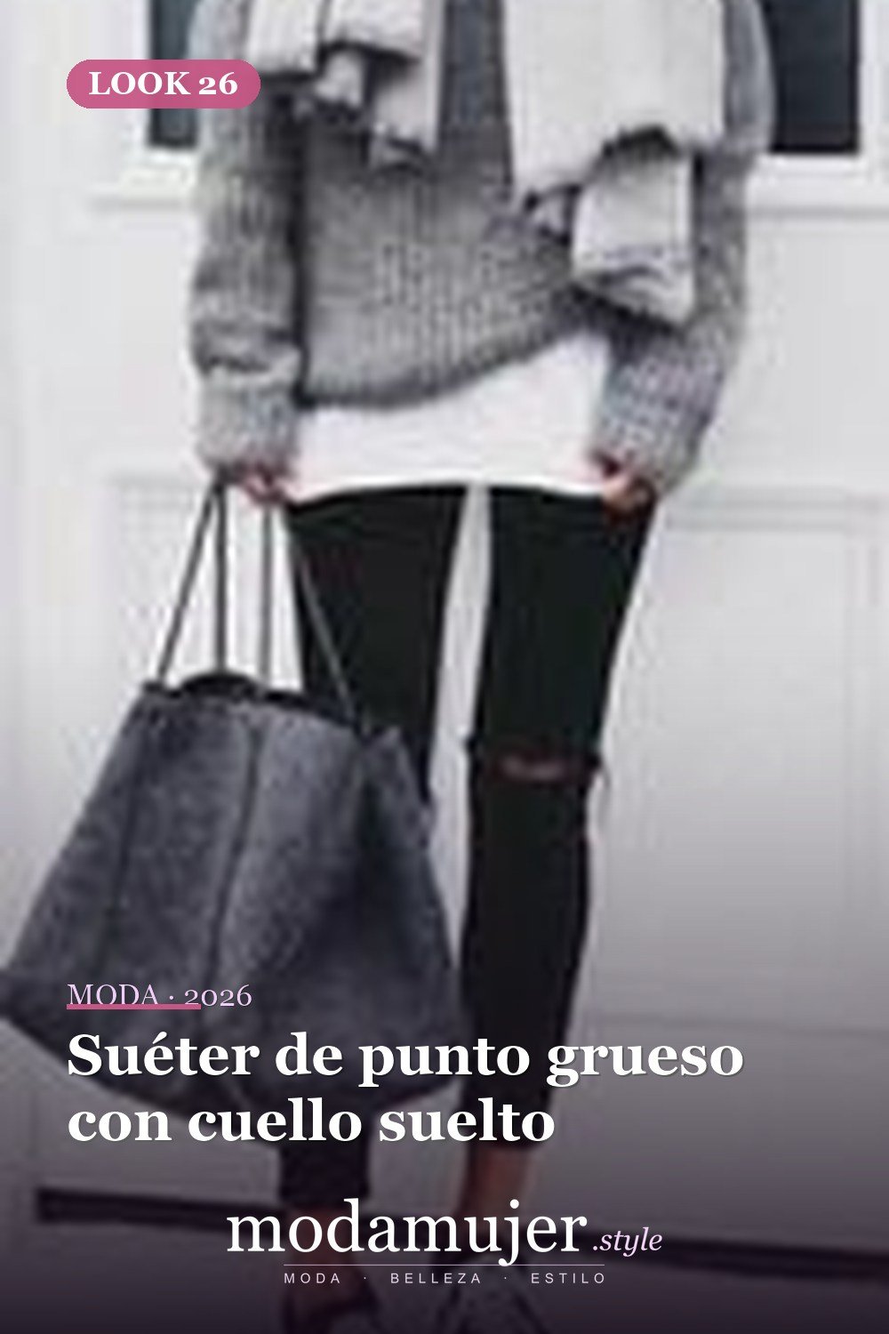 Suéter de punto grueso con cuello suelto — 27 ideas elegantes para vestir con jeans negros