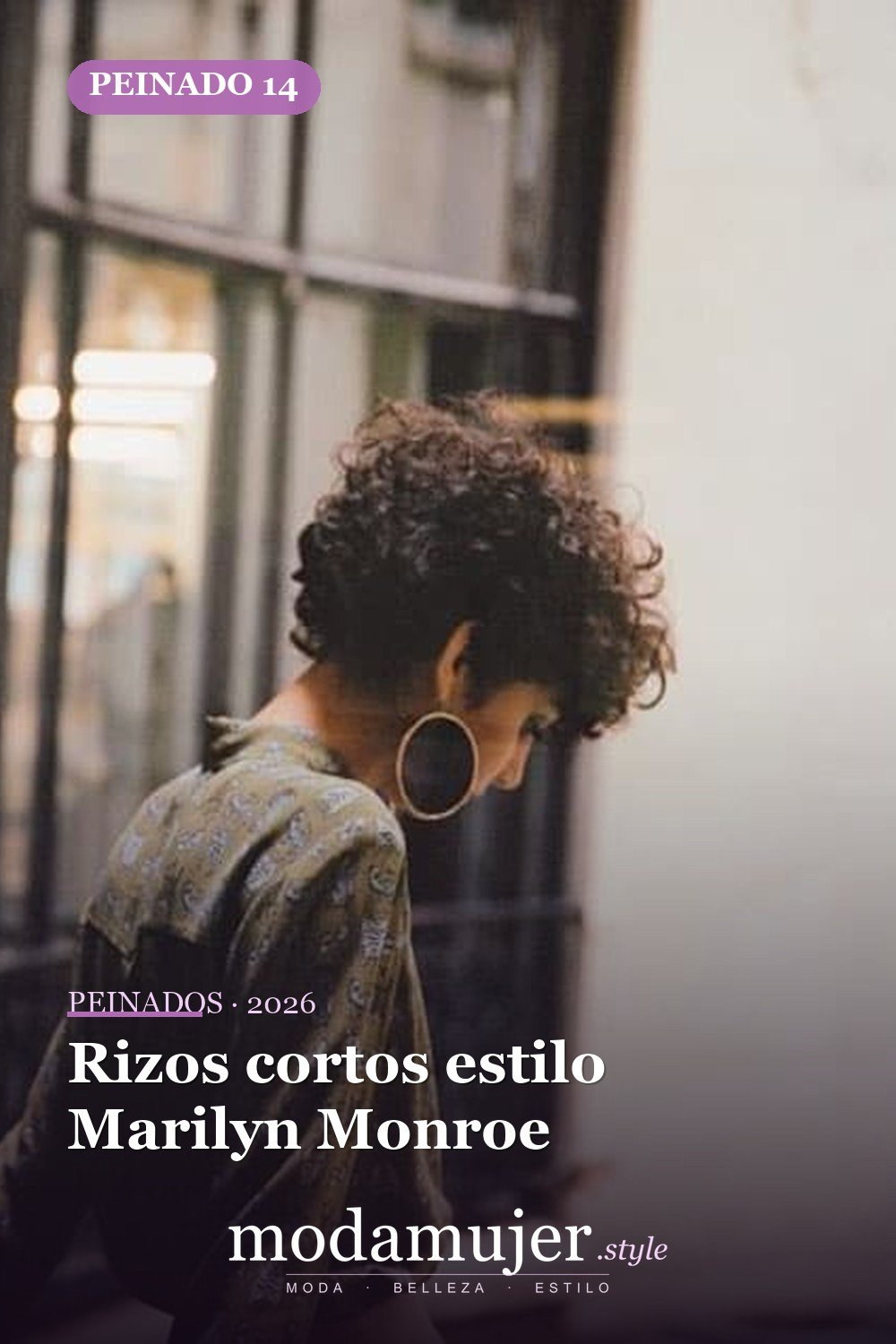 Rizos cortos estilo Marilyn Monroe — 28 cortes de pelo para cabello corto y rizado