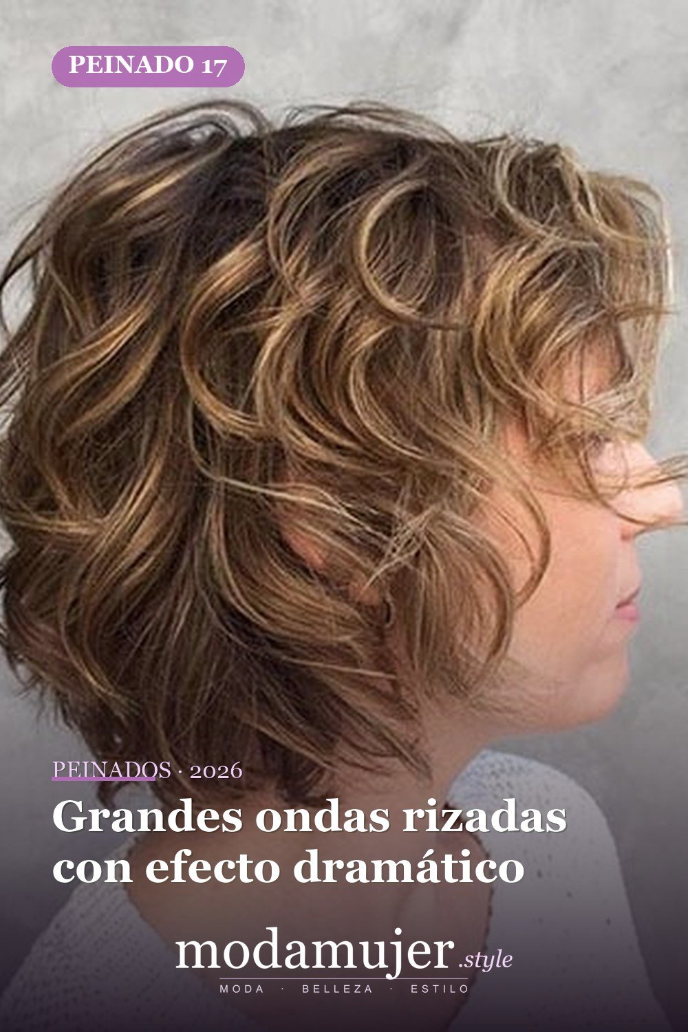 Grandes ondas rizadas con efecto dramático — 28 cortes de pelo para cabello corto y rizado