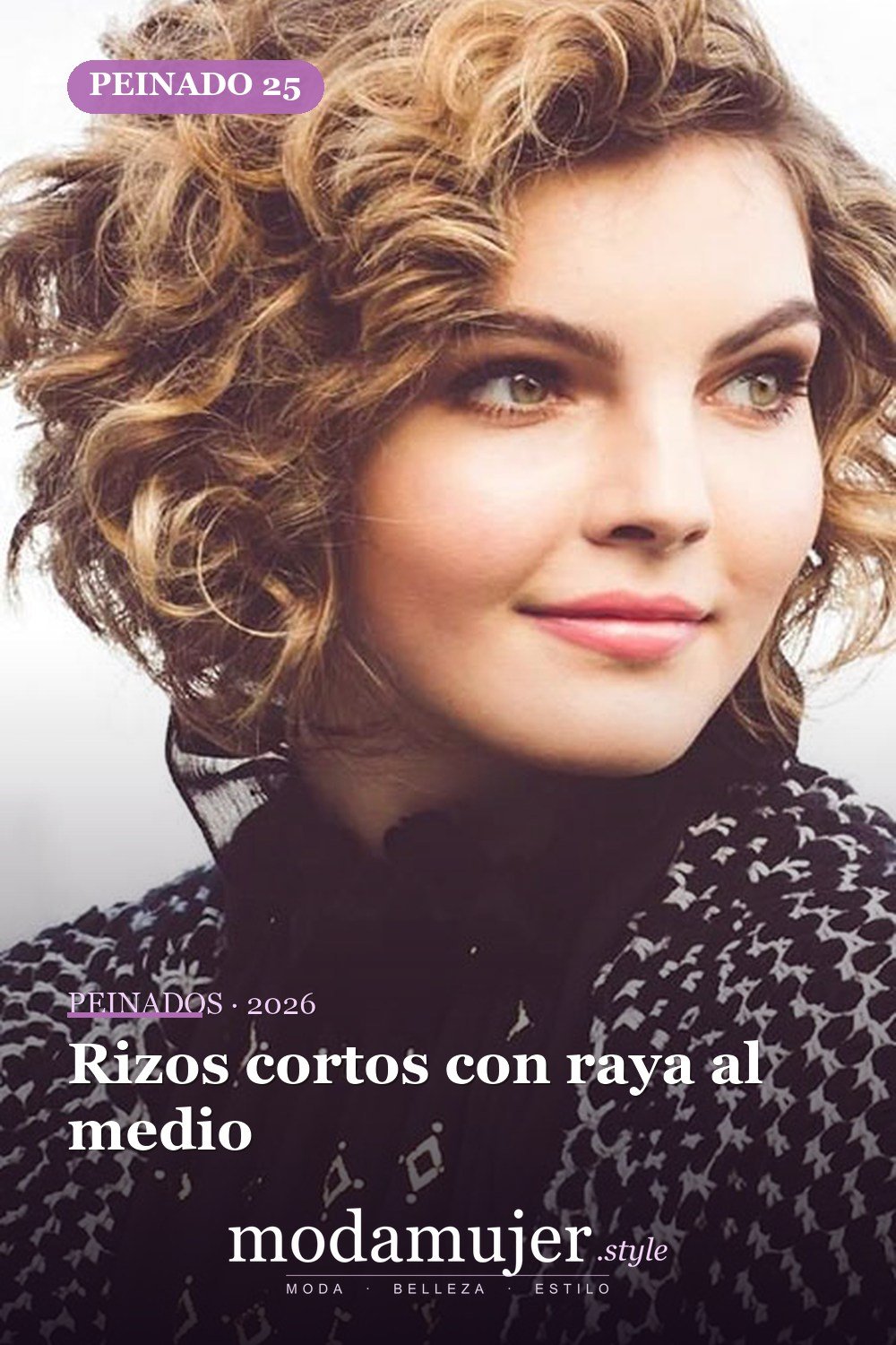 Rizos cortos con raya al medio — 28 cortes de pelo para cabello corto y rizado