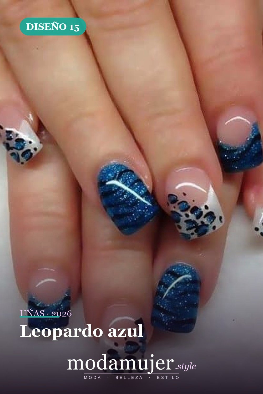 Leopardo azul — 29 Adorables Diseños de Uñas Azules para 2026