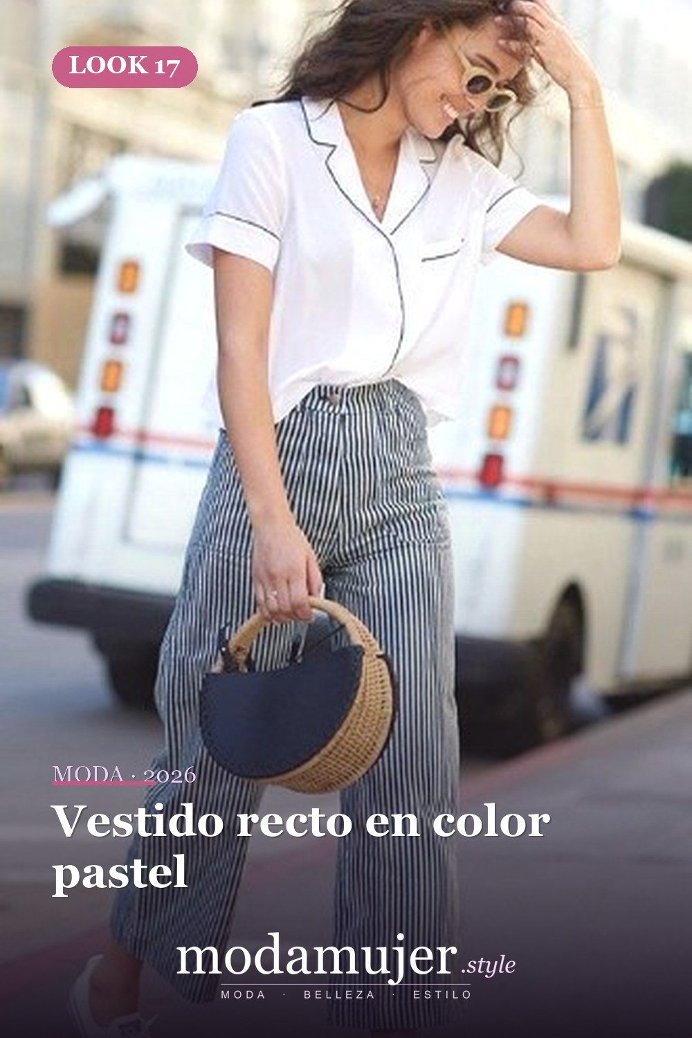 Vestido recto en color pastel — 30 conjuntos de trabajo informal para el verano para probar este año