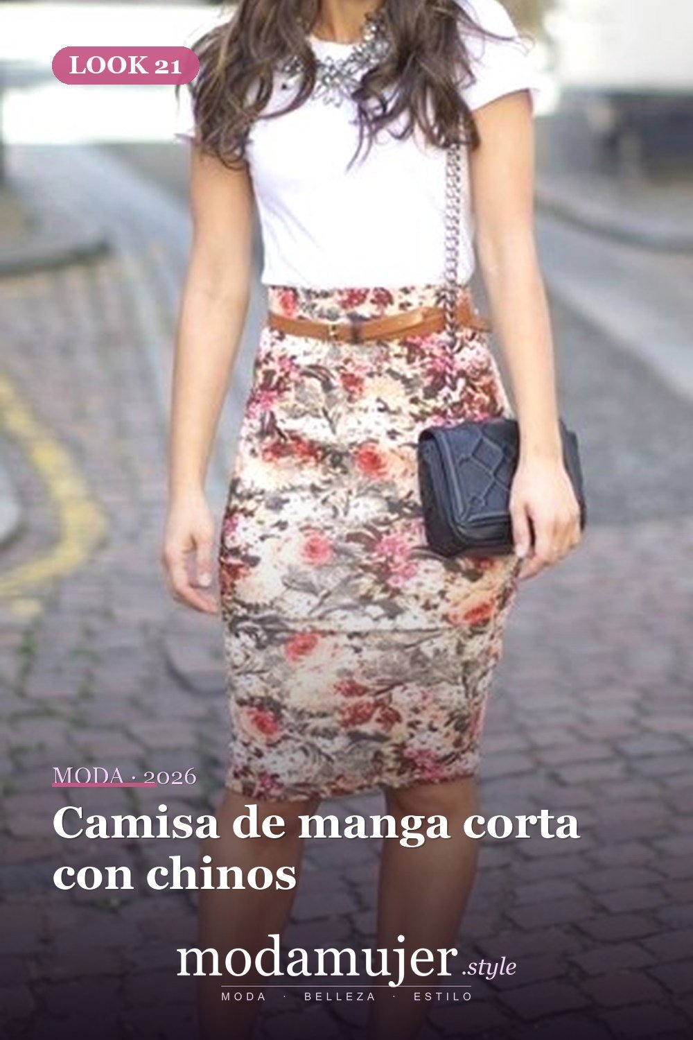 Camisa de manga corta con chinos — 30 conjuntos de trabajo informal para el verano para probar este año