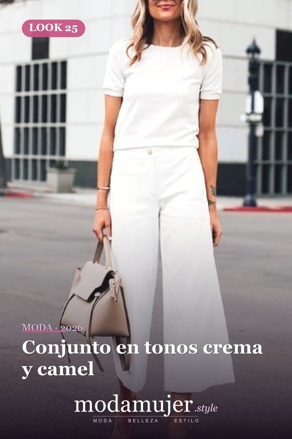 Conjunto en tonos crema y camel — 30 conjuntos de trabajo informal para el verano para probar este año