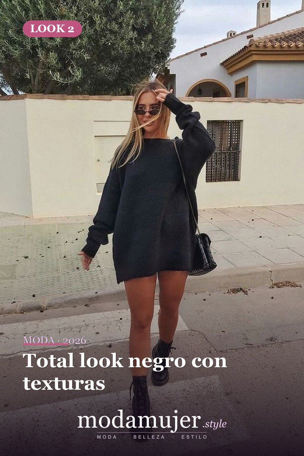 Total look negro con texturas — 30 ideas de moda urbana de invierno para mujer en 2026