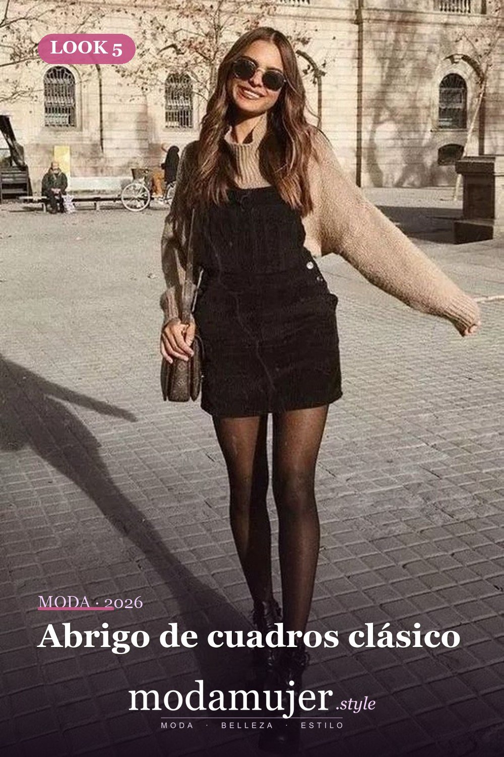 Abrigo de cuadros clásico — 30 ideas de moda urbana de invierno para mujer en 2026
