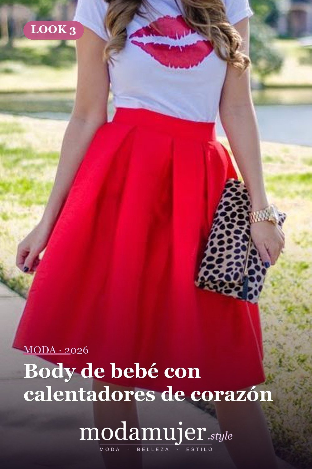 Body de bebé con calentadores de corazón — 30 ideas encantadoras de trajes de San Valentín para damas y niños