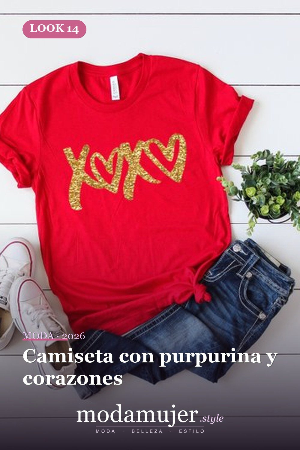 Camiseta con purpurina y corazones — 30 ideas encantadoras de trajes de San Valentín para damas y niños